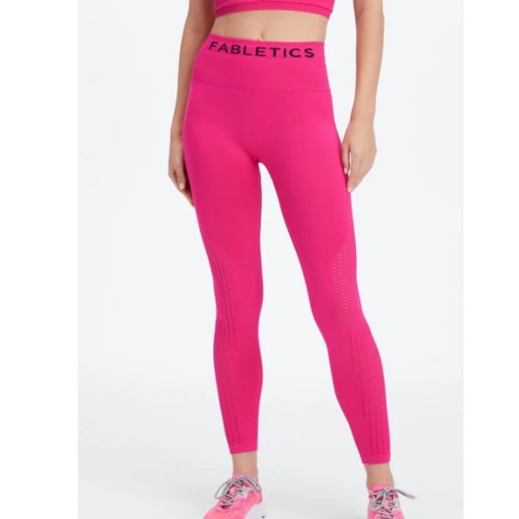 Fabletics Sync Seamless High-Waisted 7/8 Leggings - Picture 1 of 4